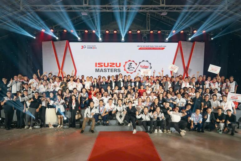 04/07-07/07 HOÀNG LONG-EVENT ISUZU VIET NAM 2025 TRUNG TÂM SKY EXPO